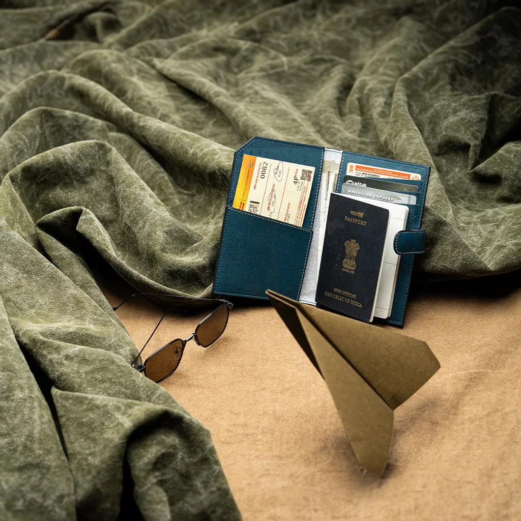 Voyager Cork Travel Wallet
