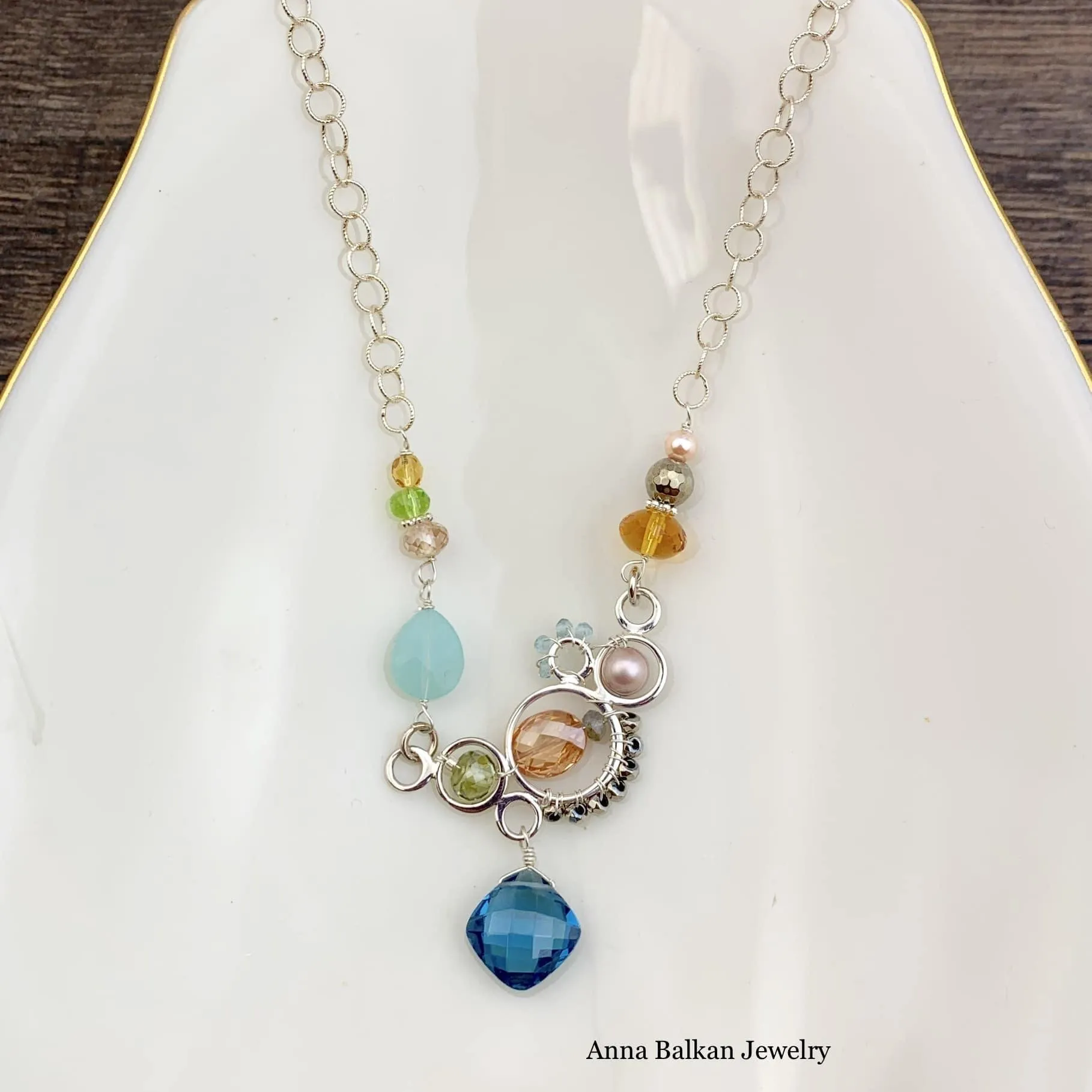 Zoe Neutrals Bubble Necklace